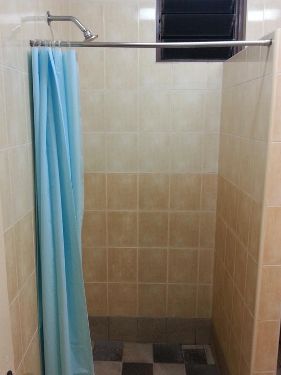 Fata Garden Hotel By Place2Stay Кучинг Номер фото