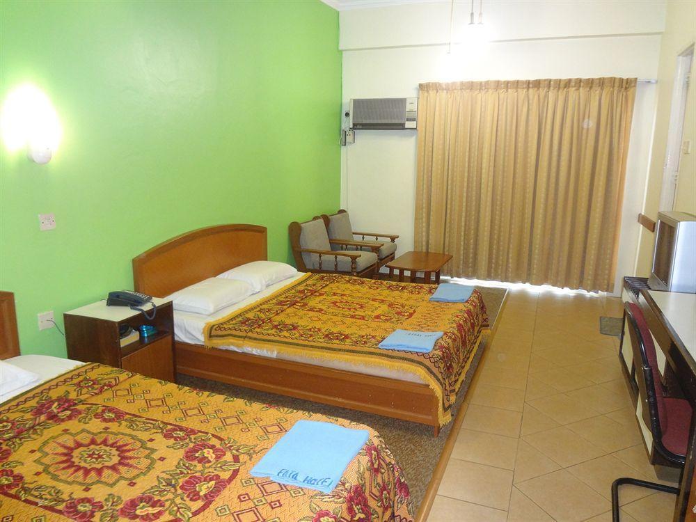 Fata Garden Hotel By Place2Stay Кучинг Экстерьер фото